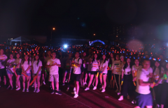 2017苏宁易购高校荧光跑接力到西安，古都学子新意毕业趴