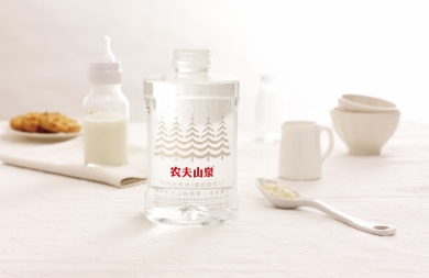 宝宝夏天怎么喝水，你确定做对了吗？