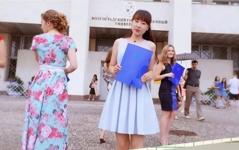 90后创业女神王丹：离开世界五百强后年入百万