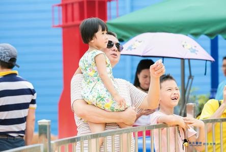 广西首座主题公园游客初体验，游客最爱哪些？