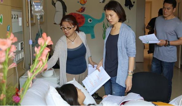 女导演李妮的艺术人生路：从《领养》中走来的女性艺术家  